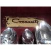 Image 4 : Community Silverplate Flatware Set in Wood Case, Floral Pattern, Anti-Tarnish