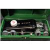 Image 15 : Singer Portable Sewing Machine With SIMANCO Motor, Attachments and Case