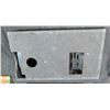 Image 5 : Singer Portable Sewing Machine With SIMANCO Motor, Attachments and Case