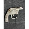 Image 2 : Invincible 50 Shot Cap Gun by Kilgore Cast Metal Toy Pistol