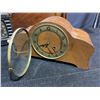 Image 7 : Lot: Admiral Super-Aeroscope Tube Radio, Kienzle Mantel Clock, Cameras, Boomerang