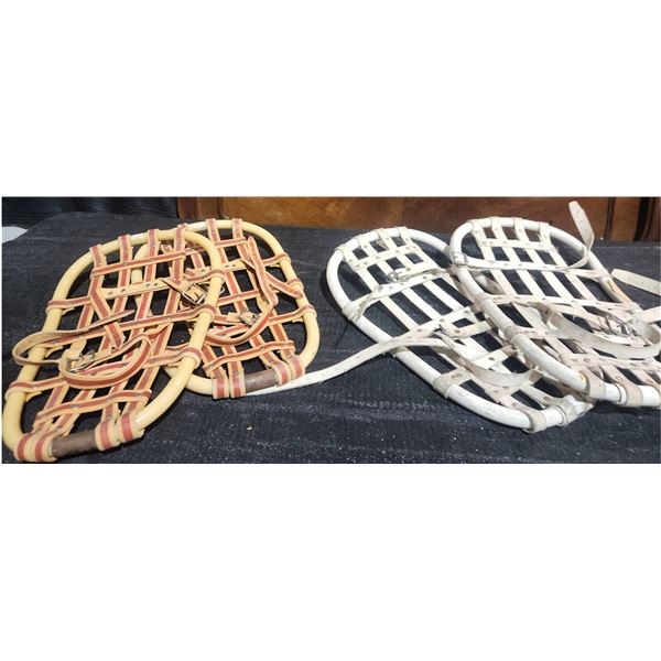 Vintage-Style Snowshoes with Straps, White and Red-Tan Webbing