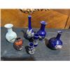 Image 3 : 5 Japanese Cloisonné Vases Blue Enamel Floral and Bird Motif Assorted Sizes