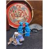 Image 2 : Asian Decorative Lot: Red Lacquer Tray, Porcelain Figures, Foo Dogs, Jewelry Box