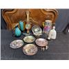 Image 2 : Decorative Plates, Ceramic Pitcher, Vases, Barometer, Duck Figurines and Mixed Decor