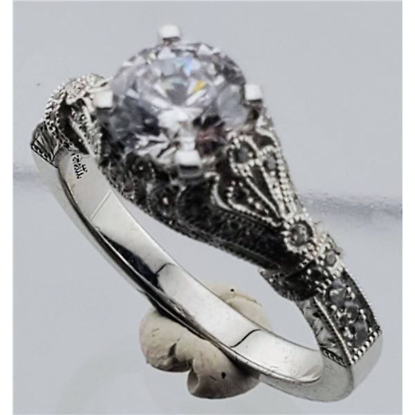 Cubic Zirconia Fashion Ring (6.5 mm)