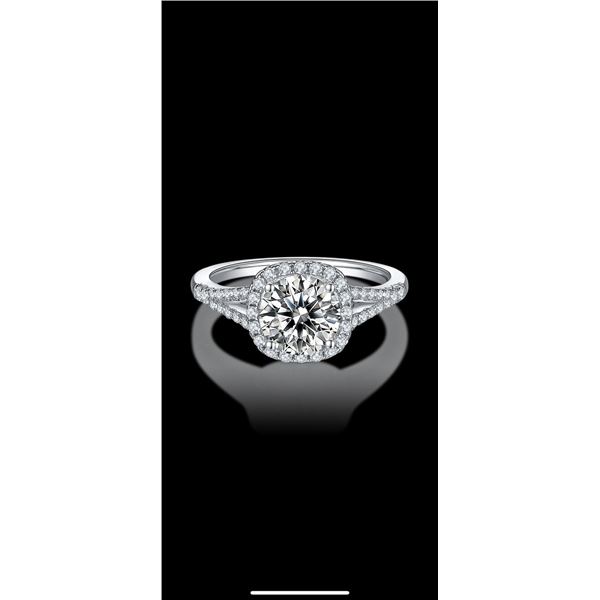 Sparkling 3 Ct VVS1 White F-G Fire Moissanite Ring