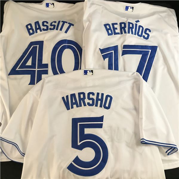 LOT OF 3 NEW WITH TAGS MENS TORONTO BLUE JAYS JERSEYS (MENS LARGE)