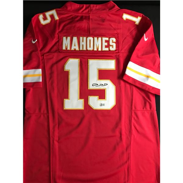 PATRICK MAHOME SIGNED KANSAS CITY CHIEFS FOOTBALL JERSEY - BECKETT COA