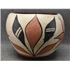 Image 4 : SANTO DOMINGO POTTERY JAR
