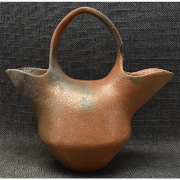 TAOS POTTERY VASE (TSEME RED WILLOW ANTONIA LUJAN)