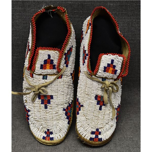 CHEYENNE MOCCASINS