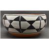 Image 4 : SANTO DOMINGO POTTERY DOUGH BOWL (  (ANNA MT LOVATO)