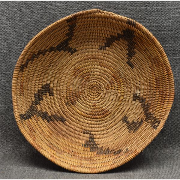 CALIFRONIA MISSION BASKET