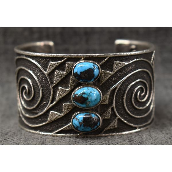 NAVAJO BRACELET (PHILANDER BEGAY)