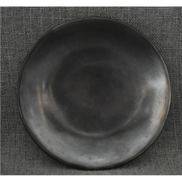 SAN ILDEFONSO POTTERY PLATE (MARIA POVEKA)