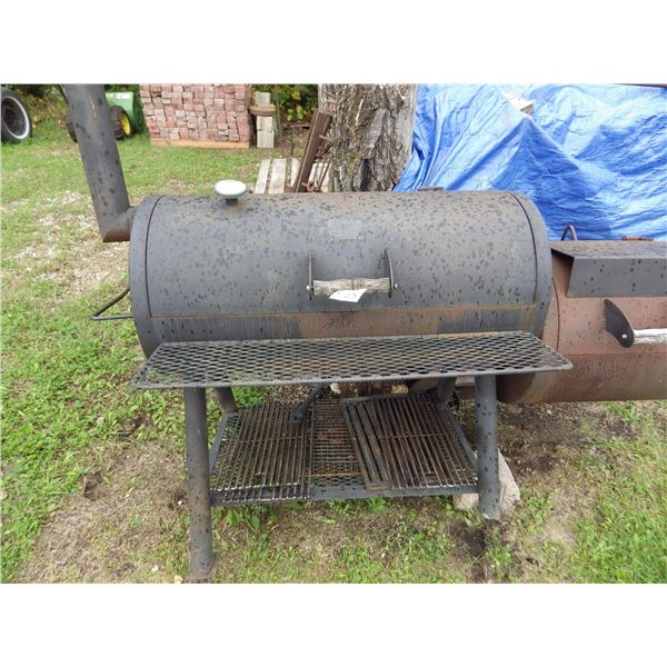 Oklahoma Joe's Offset Smoker and BBQ Grill Barbecue - Charcoal or Wood fired
