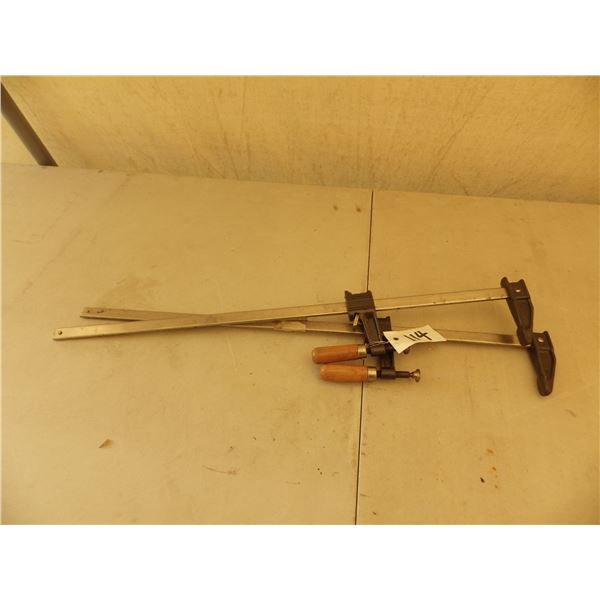 set of two bar clamps