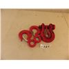 Image 1 : tow hooks and clevice
