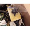 Image 4 : box of assorted trailer wiring 12 Volt mostly