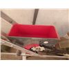 Image 6 : portable hand-pushable garden seed planter