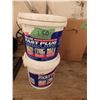 Image 1 : fast plug hydraulic cement
