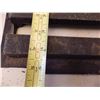 Image 5 : strip nails for air nailer and cast metal grate