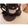 Image 3 : 2 used submersible pumps