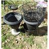 Image 1 : plant hangers and garden pots