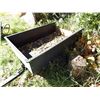 Image 2 : towable garden wagon