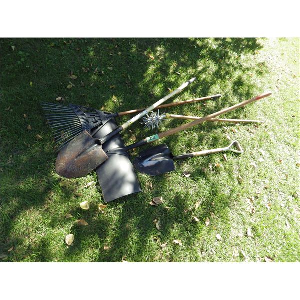 garden weasel, Rake, Two round mouth shovels , snow shovel