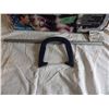 Image 6 : horseshoes game