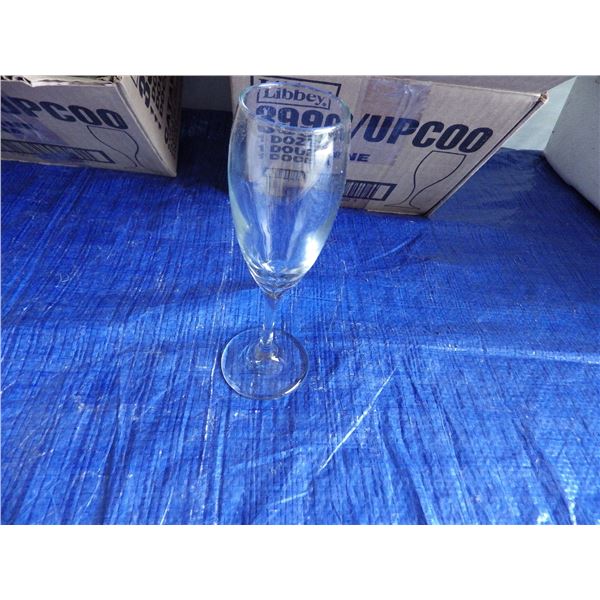 lot of 24 wine glasses