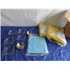 Image 1 : emergency blankets and ashtrays