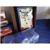 Image 7 : World Poker Tour: Clock, card shuffler, Insulated cooler, Folding poker table & MORE