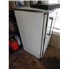 Image 7 : imperial bar fridge