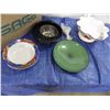 Image 1 : bowls and table items