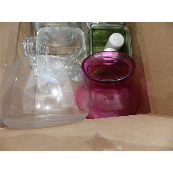 decorative vases etc