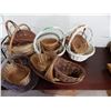 Image 1 : lot of decorative Wicker baskets