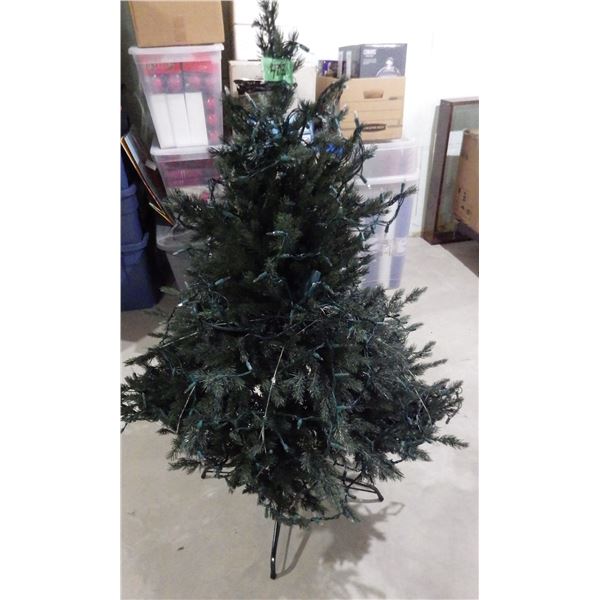 Christmas tree with lights
