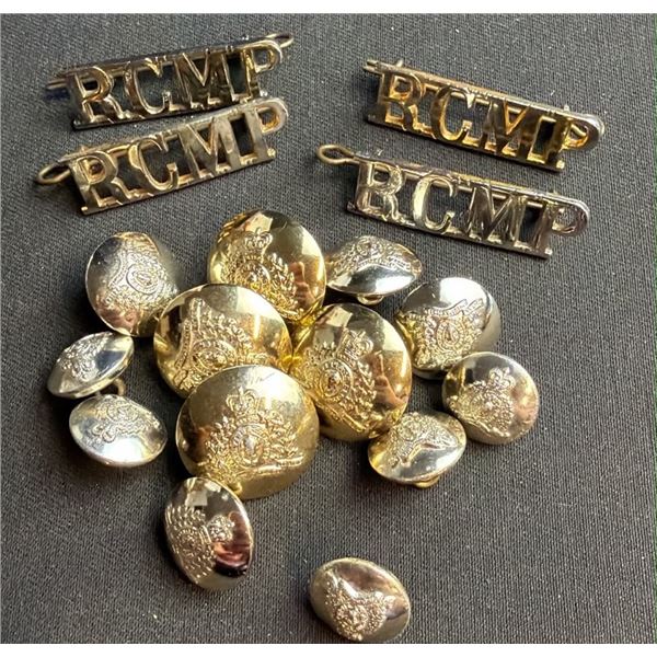 RCMP Shoulder Badges Set of 4 with 9 Small and 4 Large RCMP Buttons by Gaunt London