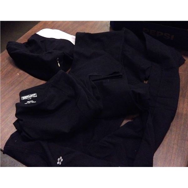 BLACK SWEATER (SIZE LARGE)