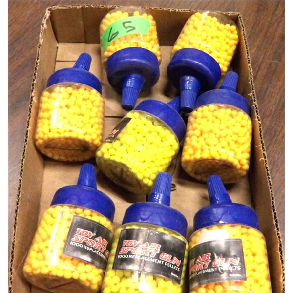 BOX C/W PELLETS