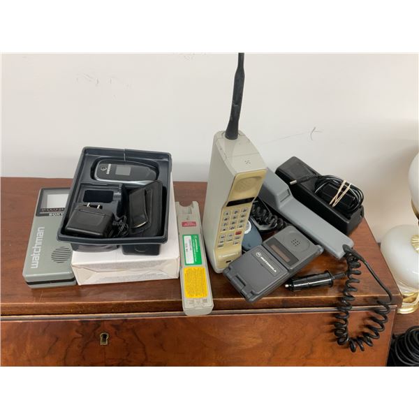 Old Cell Phones and Pager Including Motorola, Samsung, Nokia, Sony and Accessories