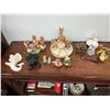 Image 21 : Pendelfin Bunny Village - Crocker, Rosa, 2 Whopper, 2 Blossom, 1 Schoolchild, 1 Stand, 12 Accents