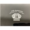 Image 4 : Callaway Golf 20th Anniversary Gift Box and Glass Golf Club Pen Holder with Marble Base
