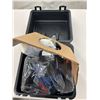 Image 5 : Never Used Simoniz Wax and Polish Kit - 1 10 Inch Buffer, 2 Microfibre, 1 Foam Bonnet, 1 Case