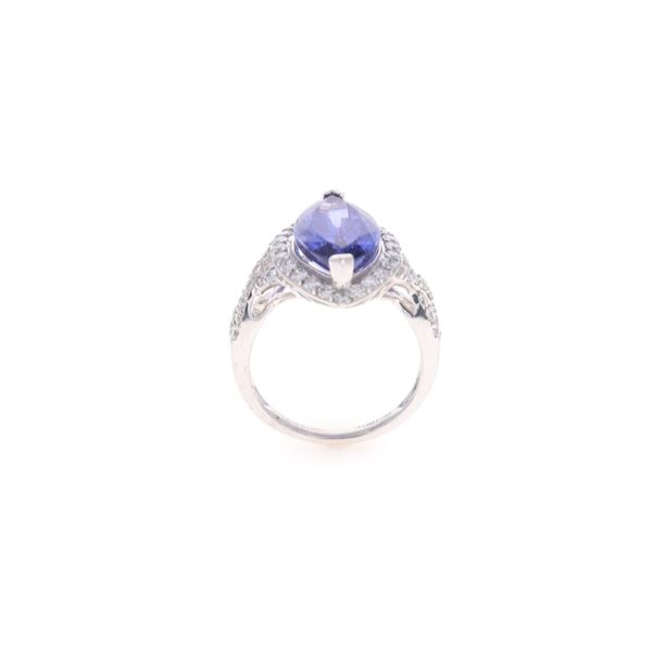 Fine AAA Tanzanite 6.85 cts. & VS1 Diamond Ring