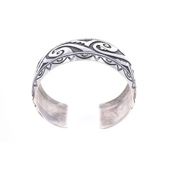 Navajo T&R Singer Sterling Silver Tooled Bracelet