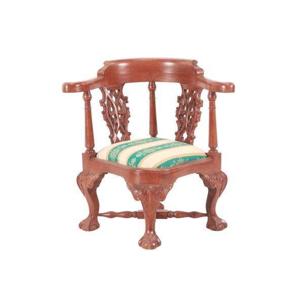 18th Century Georgian Mahogany Corner Chair